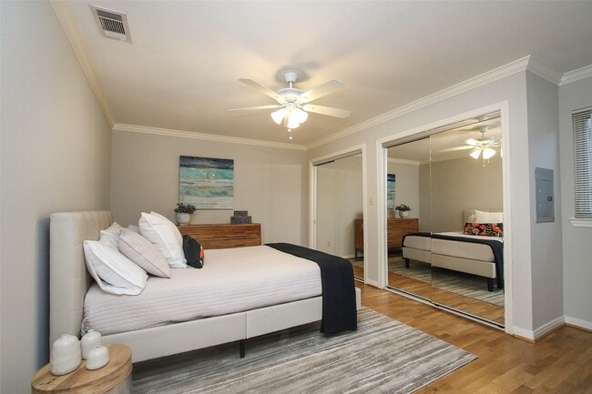 1307 Welch St in Houston, TX - Building Photo - Building Photo