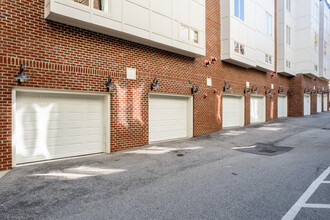 Rosemary Village in Chapel Hill, NC - Building Photo - Building Photo