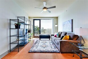 3016 Guadalupe St in Austin, TX - Building Photo