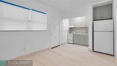 13390 NE 6th Ave in North Miami, FL - Building Photo - Building Photo
