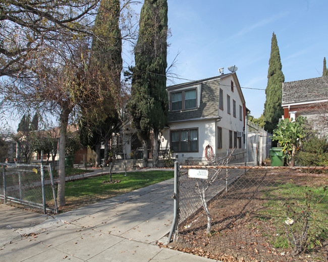 5311 Virginia Ave in Los Angeles, CA - Building Photo - Building Photo