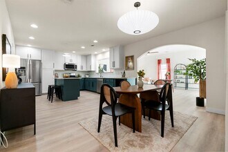 5313 Wellington Dr in Austin, TX - Building Photo - Building Photo