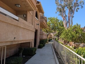 19849 Sandpiper Pl in Santa Clarita, CA - Building Photo - Building Photo