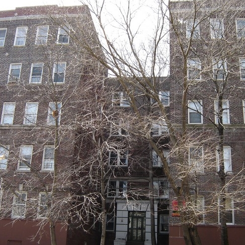 28 Caryl Ave in Yonkers, NY - Foto de edificio - Building Photo