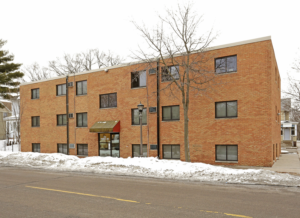 914 Thomas Ave in St. Paul, MN - Building Photo