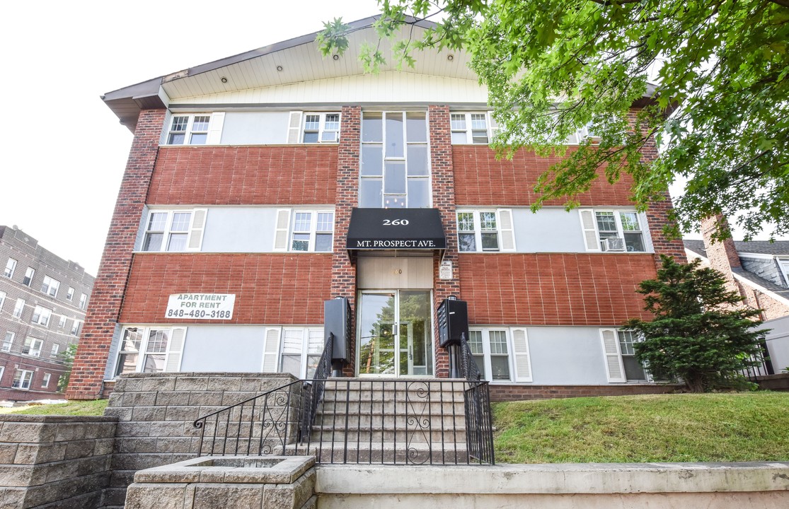 Forest Hill Apartments in Newark, NJ - Building Photo