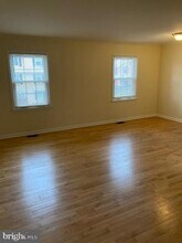 35 Midline Ct in Gaithersburg, MD - Building Photo - Building Photo