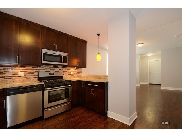 4573 N Elston Ave, Unit 1 in Chicago, IL - Foto de edificio - Building Photo