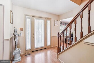 10902 Valley Brook Dr in Fort Washington, MD - Building Photo - Building Photo