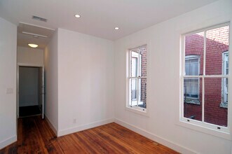 749 Park Rd NW, Unit 3 in Washington, DC - Building Photo - Building Photo