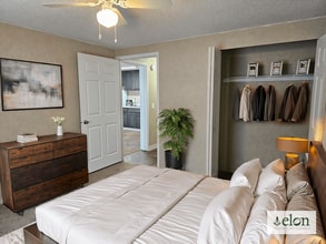 Holly Sands in Fort Walton Beach, FL - Foto de edificio - Building Photo