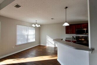 205 Tiffot Ct in Crestview, FL - Building Photo - Building Photo