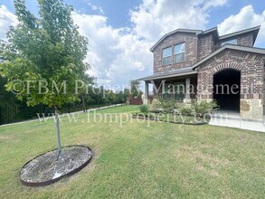 935 Keystone Ct in Ferris, TX - Building Photo - Building Photo