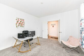 609 Rambo Dr in Carmel, IN - Building Photo - Building Photo