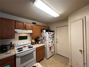 2764 FM1044 in New Braunfels, TX - Building Photo - Building Photo