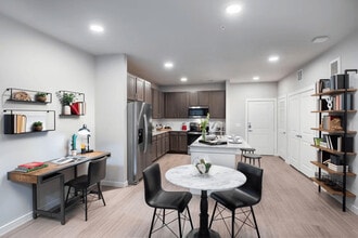 17198 Townes Rd in Friendswood, TX - Building Photo - Building Photo
