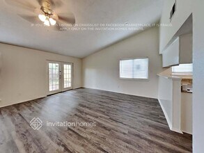 10311 Towneview Dr in Sugar Land, TX - Building Photo - Building Photo