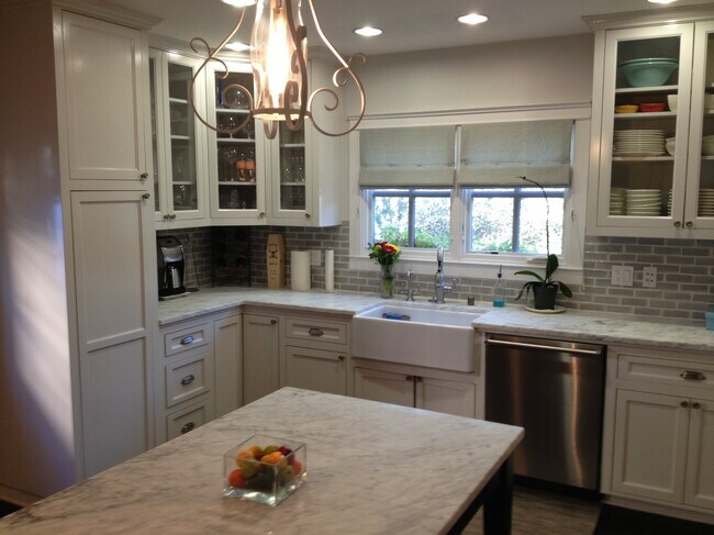 10337 Northvale Rd in Los Angeles, CA - Building Photo - Building Photo