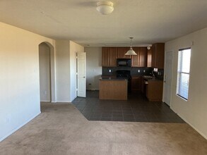 702 Silver Reef Ln in La Marque, TX - Building Photo - Building Photo