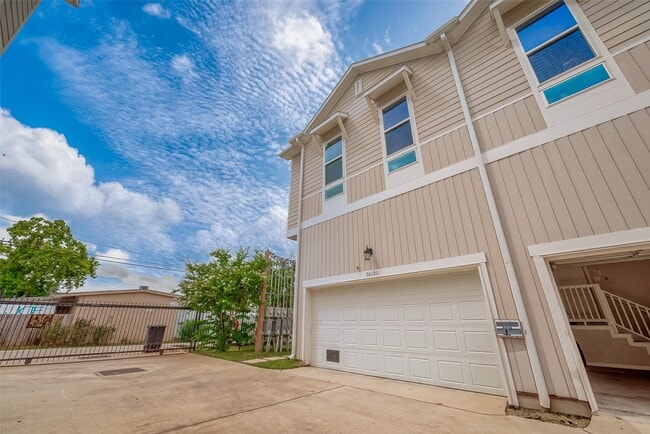 5610 Patrick St in Houston, TX - Building Photo - Building Photo