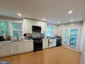 2211 Observatory Pl NW in Washington, DC - Building Photo - Building Photo
