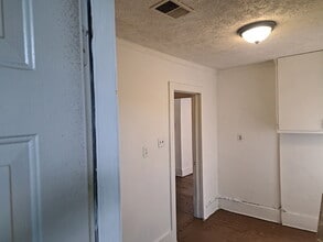 1824 S Holt St in Montgomery, AL - Building Photo - Building Photo