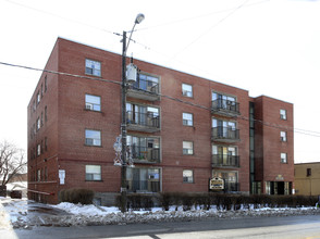 Diana Apartments in Toronto, ON - Building Photo - Building Photo