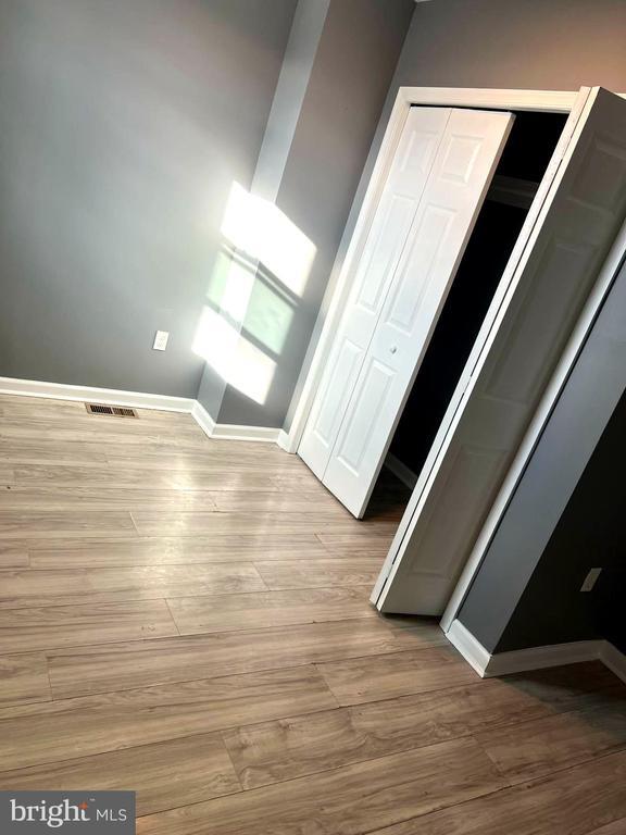 2713 E Monument St in Baltimore, MD - Building Photo - Building Photo