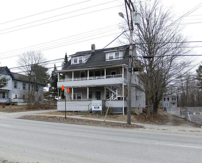 77 Pleasant St in Brunswick, ME - Building Photo - Building Photo