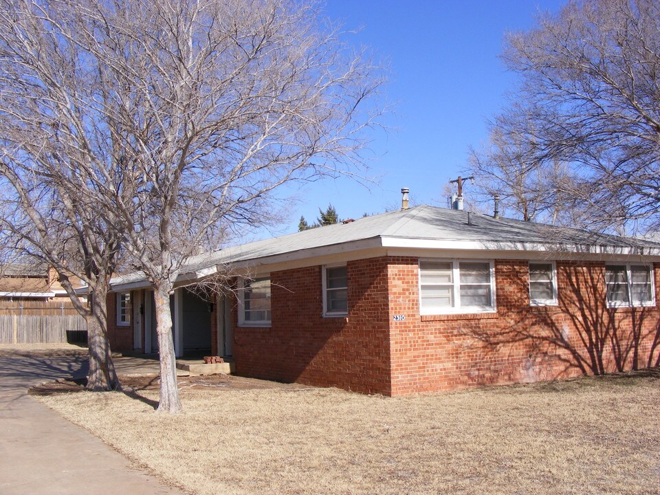 2316 62nd St in Lubbock, TX - Building Photo