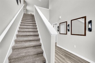 17139 Cagan Crossings Blvd, Unit B110 in Clermont, FL - Building Photo - Building Photo