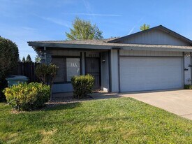9279 Corinthian Cir in Sacramento, CA - Building Photo