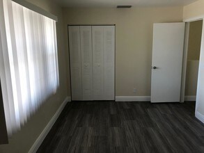 7505 Kimberly Blvd in North Lauderdale, FL - Building Photo - Building Photo