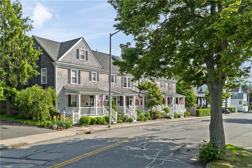 88 Kay St in Newport, RI - Building Photo