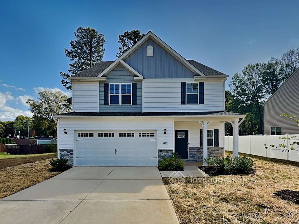 21074 Nannie Potts Ln in Cornelius, NC - Building Photo