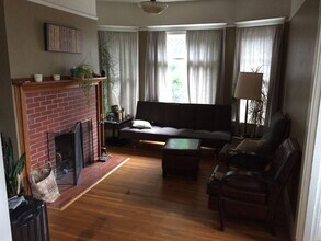 3001 SE Ankeny St in Portland, OR - Building Photo - Building Photo