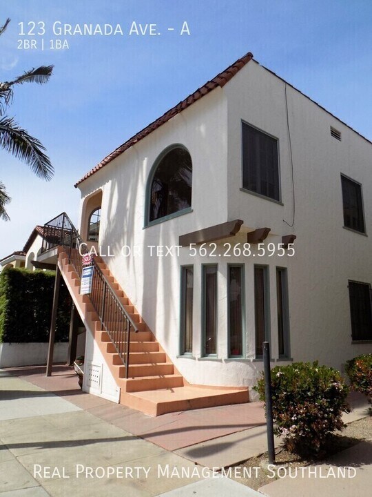 123 Granada Ave in Long Beach, CA - Building Photo