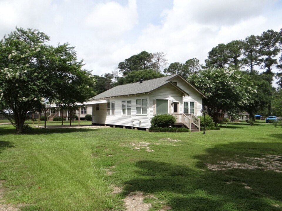 37075 Fore Rd in Denham Springs, LA - Building Photo