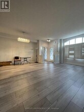 74 Bassett Ave in Richmond Hill, ON - Building Photo - Building Photo