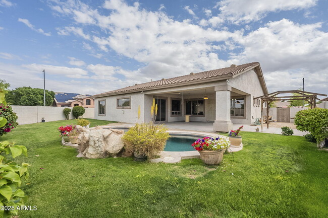 property at 17790 N 66th Ln