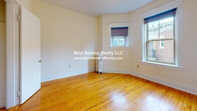 89 Trowbridge St, Unit 31 in Cambridge, MA - Building Photo - Building Photo