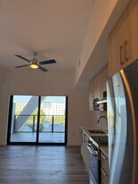 777 NW 1st St, Unit 1103 in Miami, FL - Building Photo