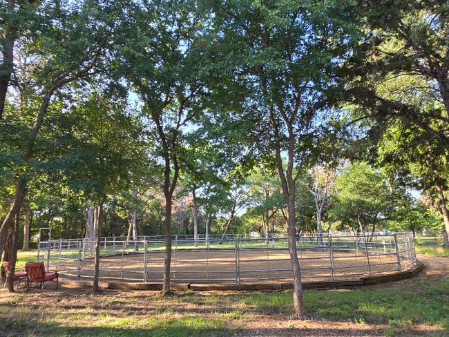 606 Blessing Ranch Rd in Liberty Hill, TX - Building Photo - Building Photo