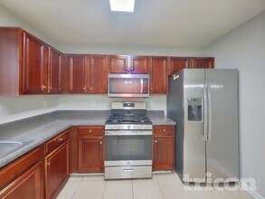 4551 Derby Loop, Unit 2 in Fairburn, GA - Foto de edificio - Building Photo
