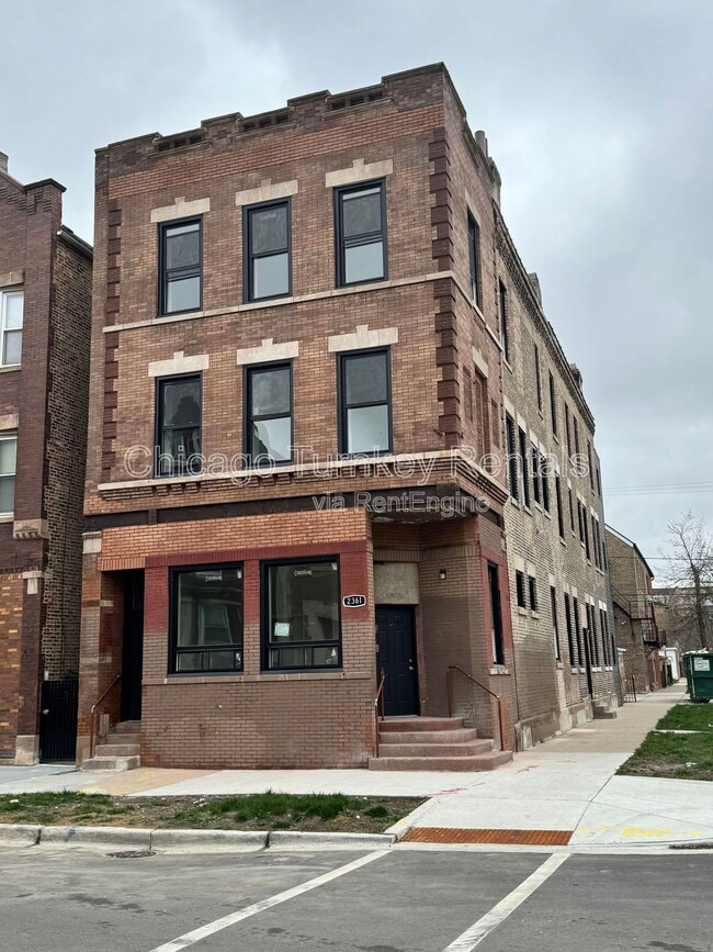 property at 2361 S Whipple St