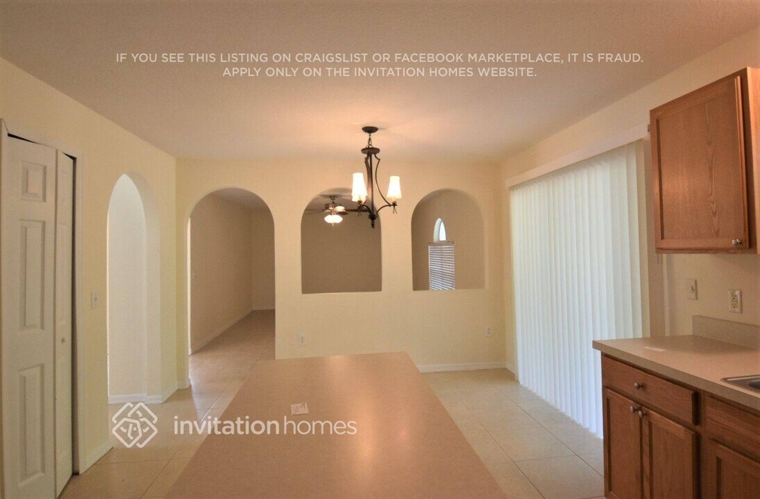 4730 Elena Way in Melbourne, FL - Building Photo