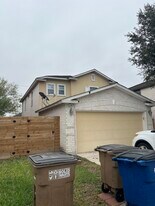 2530 S Links Dr in Edinburg, TX - Building Photo