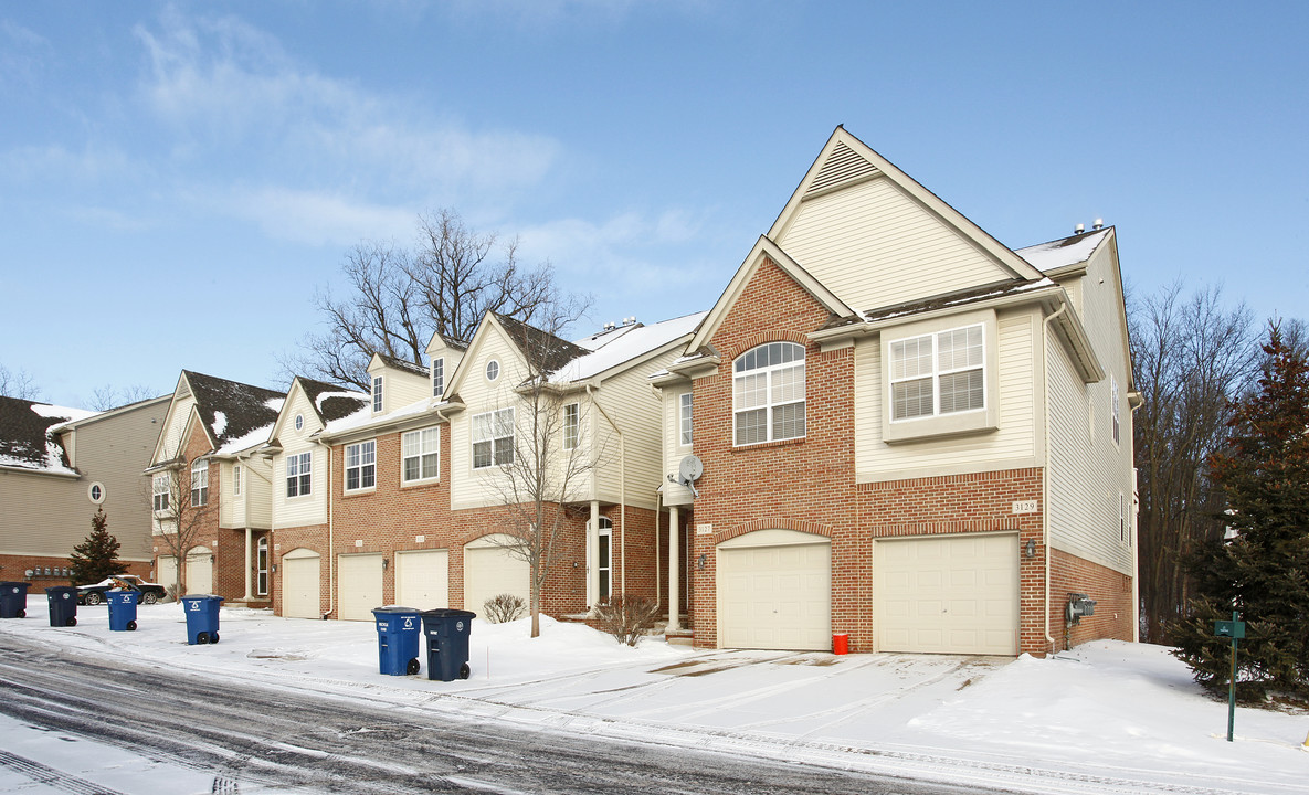 Berkshire Creek in Ann Arbor, MI - Building Photo