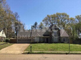 2000 Littlemore Dr in Memphis, TN - Building Photo