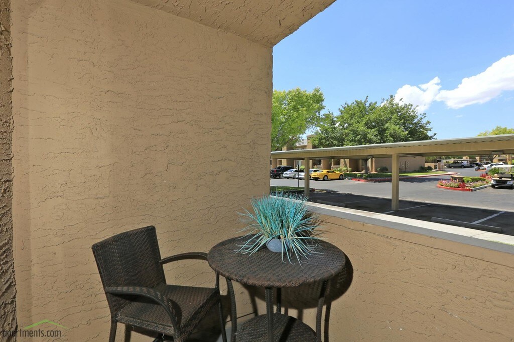Allanza at The Lakes Las Vegas, NV Apartments